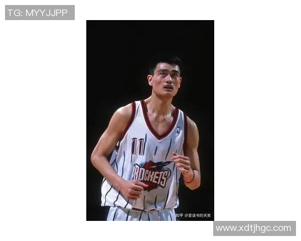 姚明新秀赛季的辉煌历程与中国篮球的崛起之路 姚明新秀赛季的辉煌历程与中国篮球的崛起之路