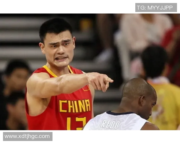 姚明老大对决传奇球星谁能在篮球历史中称霸巅峰之战 姚明老大对决传奇球星谁能在篮球历史中称霸巅峰之战