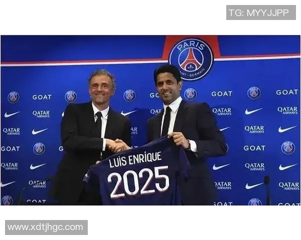 巴黎圣日耳曼足球俱乐部宣布签下新球员,引发球迷热议 巴黎圣日耳曼足球俱乐部宣布签下新球员,引发球迷热议