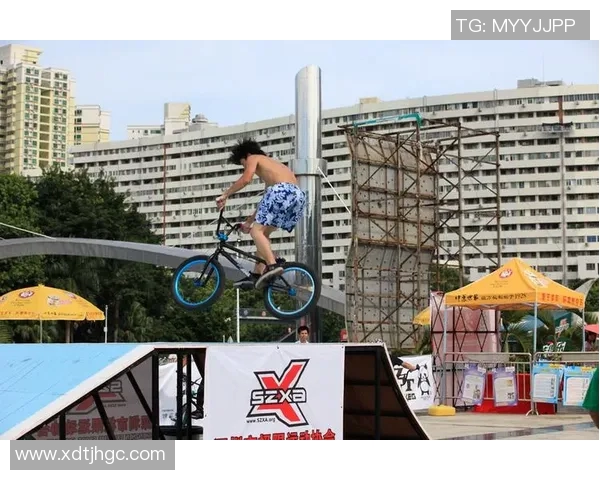 深圳极限运动队的力量与激情探索极限运动的魅力与挑战